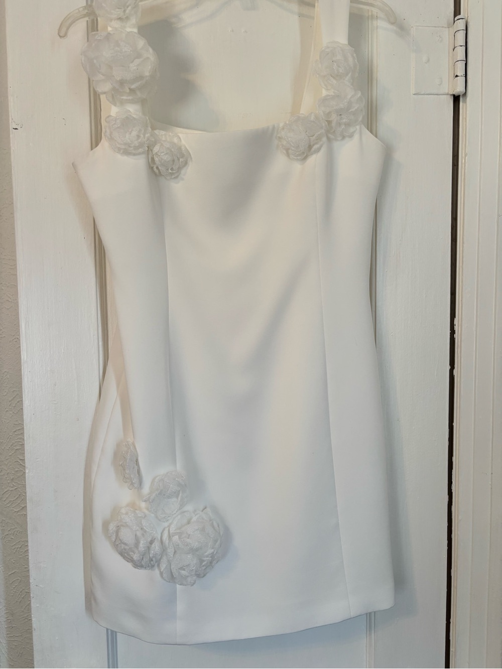 Elliatt Women’s Trompe Mini Dress with Floral Appliqués in White